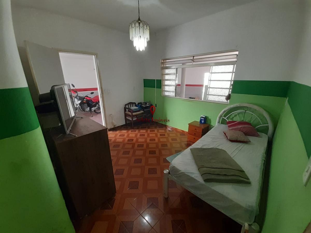 Casa à venda com 2 quartos, 250m² - Foto 9