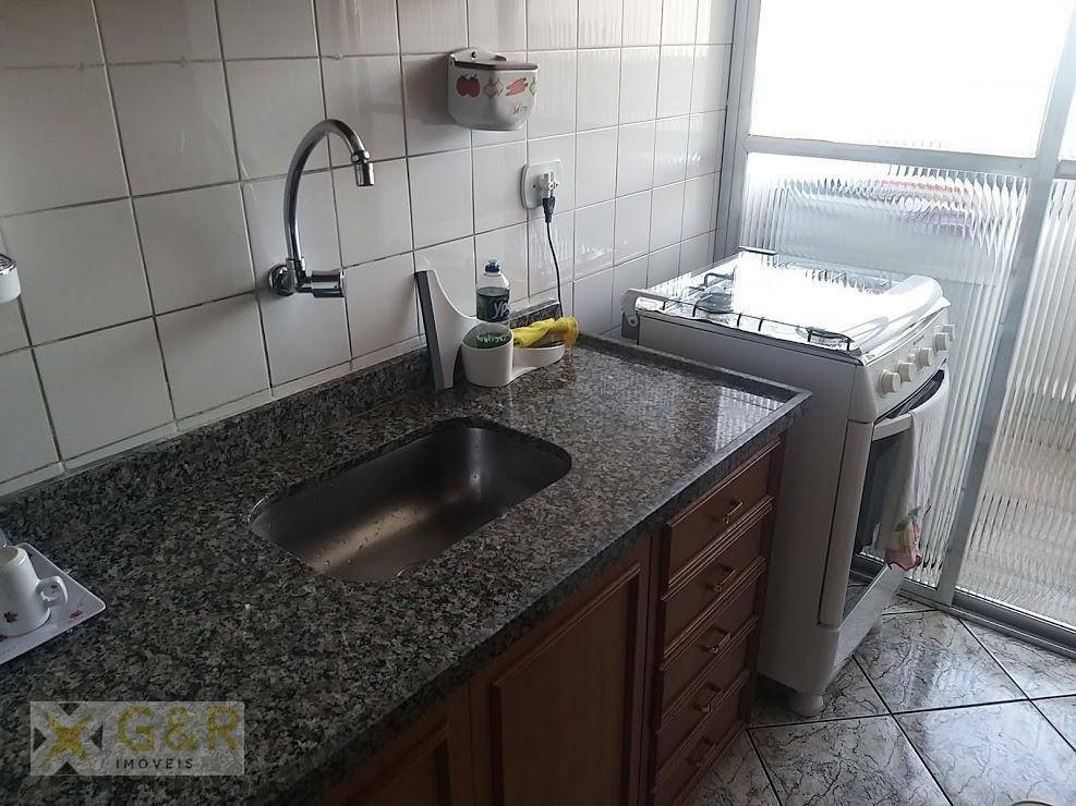 Apartamento à venda com 1 quarto, 50m² - Foto 13