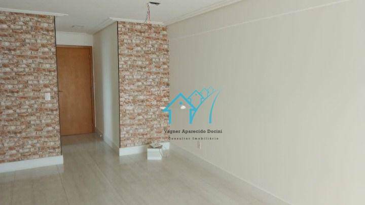 Apartamento à venda com 2 quartos, 67m² - Foto 5