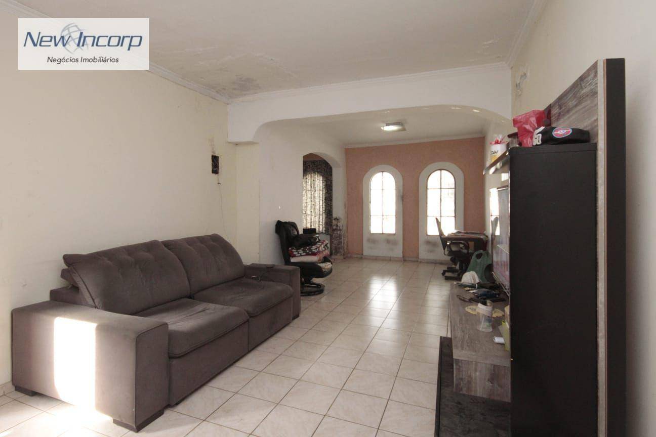 Casa à venda com 3 quartos, 300m² - Foto 1