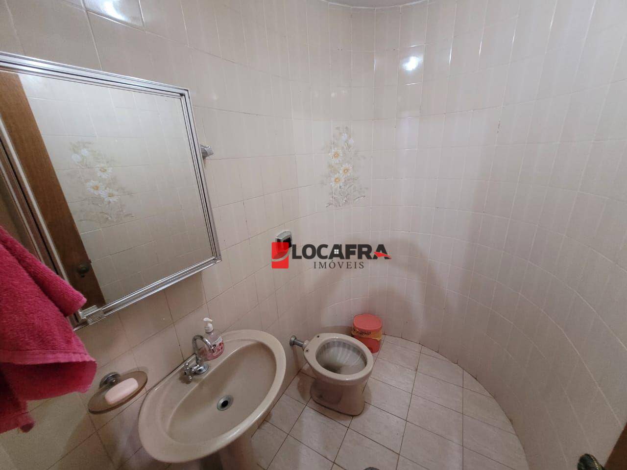 Sobrado à venda e aluguel com 4 quartos, 316m² - Foto 18