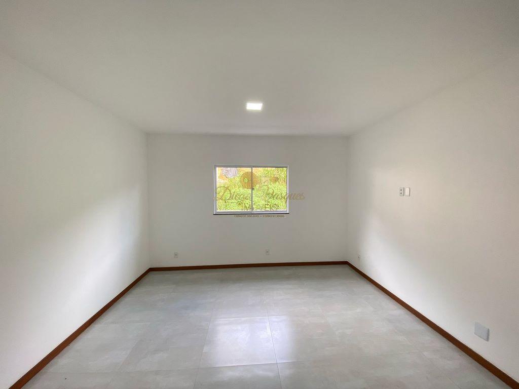 Casa à venda com 2 quartos, 95m² - Foto 8