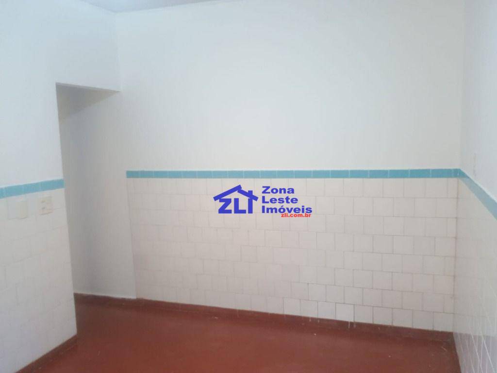 Casa para alugar com 2 quartos, 98m² - Foto 17