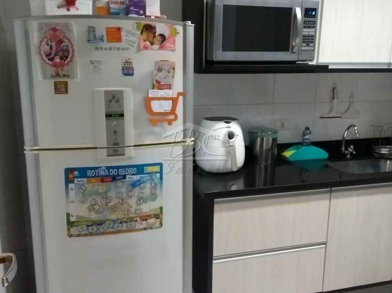 Apartamento à venda com 2 quartos, 80m² - Foto 11