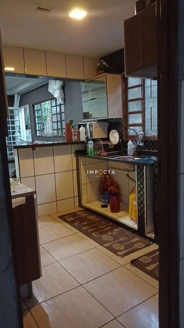 Casa à venda com 2 quartos, 140M2 - Foto 4