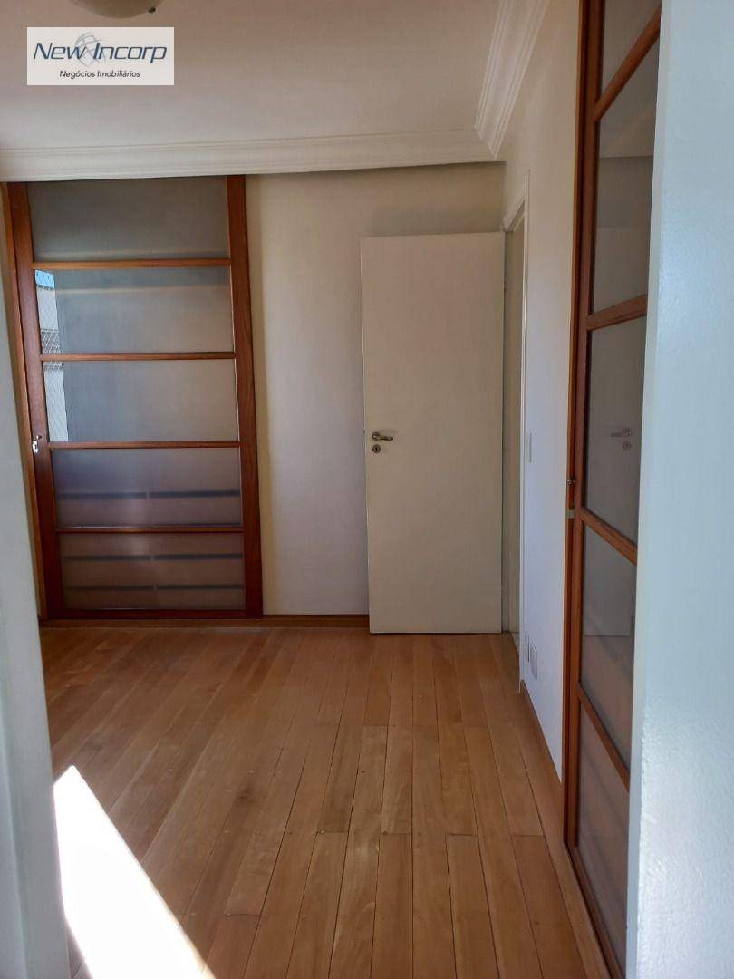 Apartamento à venda com 2 quartos, 70m² - Foto 27