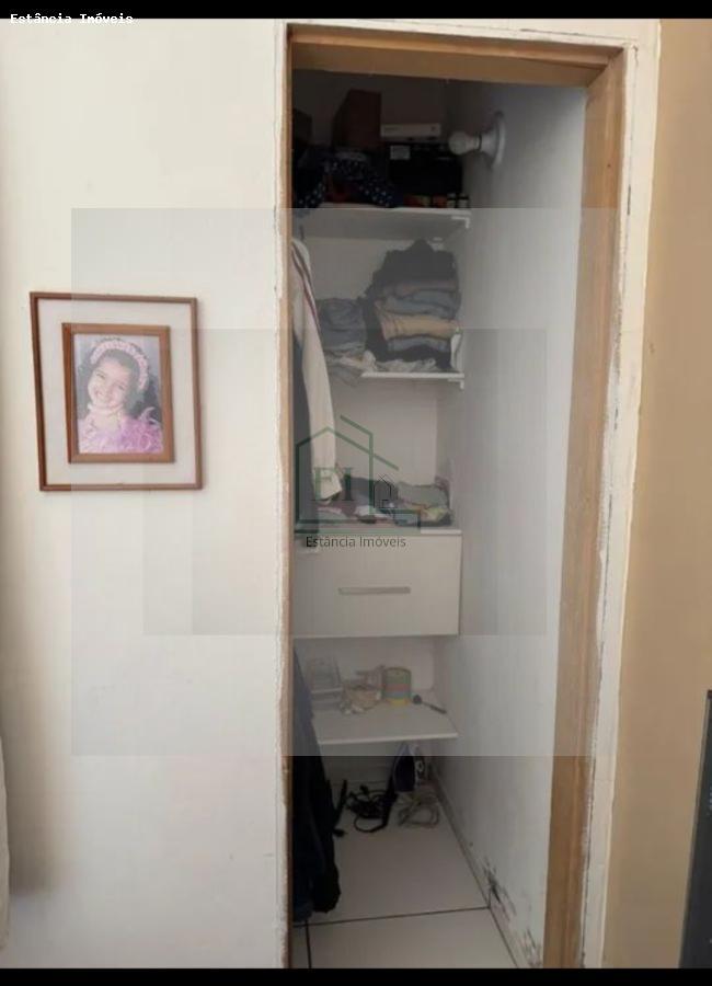 Casa à venda com 3 quartos, 200m² - Foto 10
