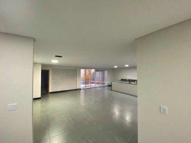 Sobrado à venda com 3 quartos, 370m² - Foto 13