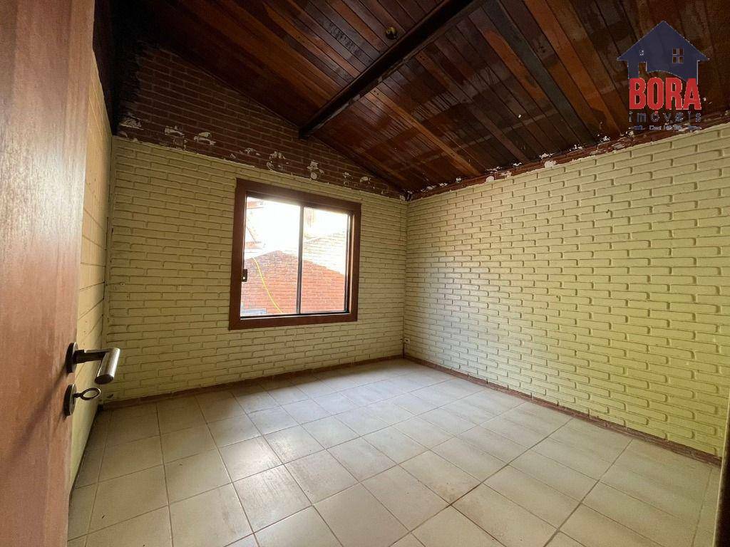 Casa à venda com 4 quartos, 400m² - Foto 6