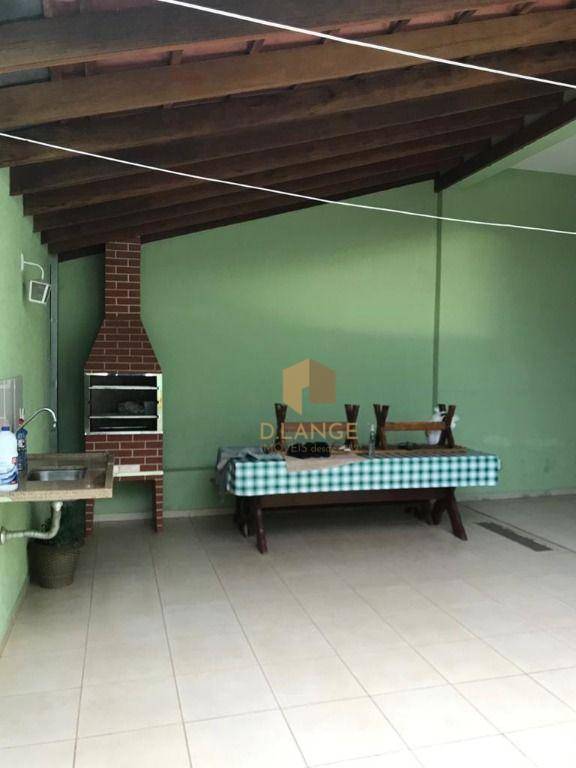 Casa à venda com 3 quartos, 239m² - Foto 3