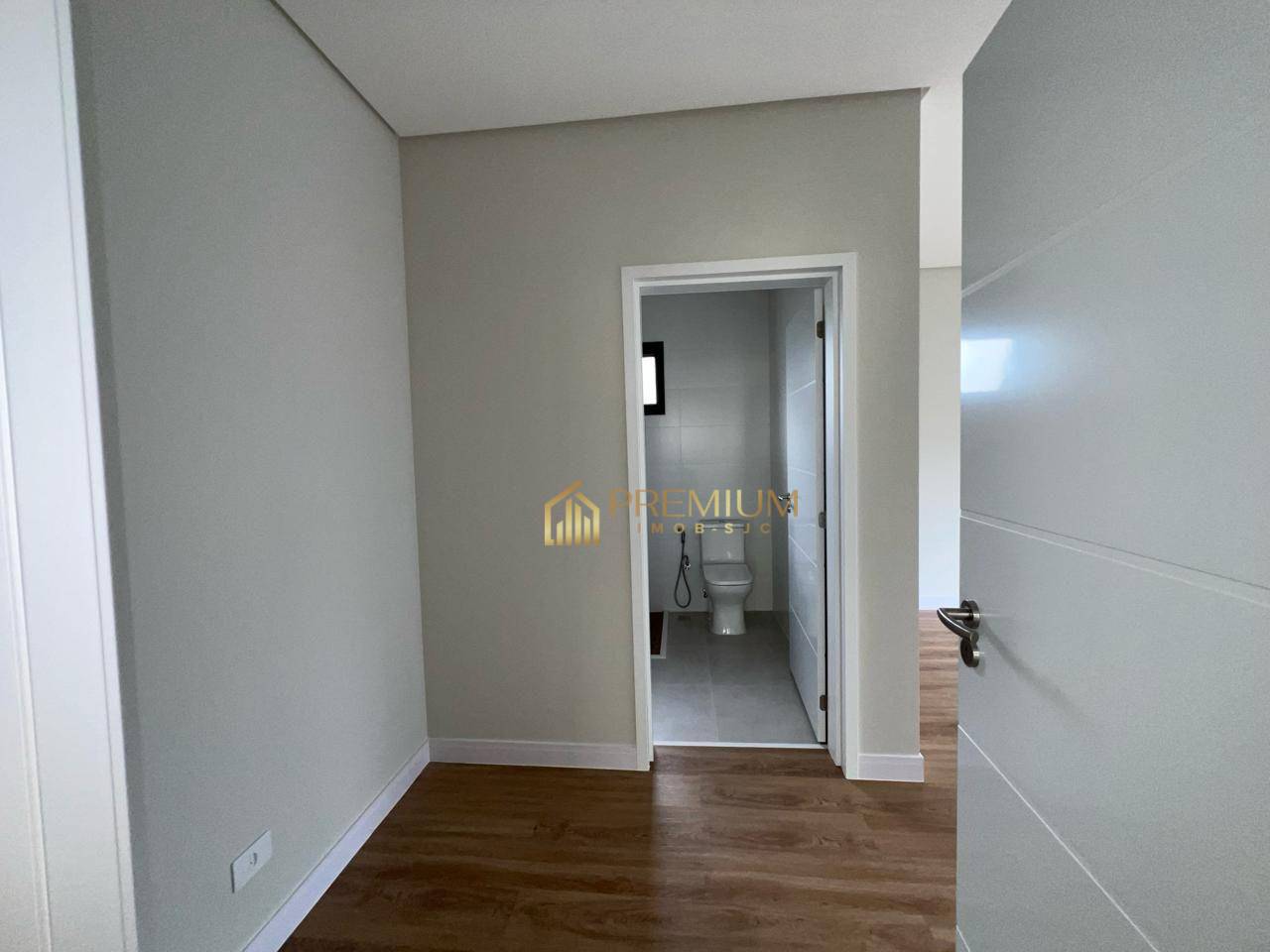 Sobrado à venda com 4 quartos, 400m² - Foto 52