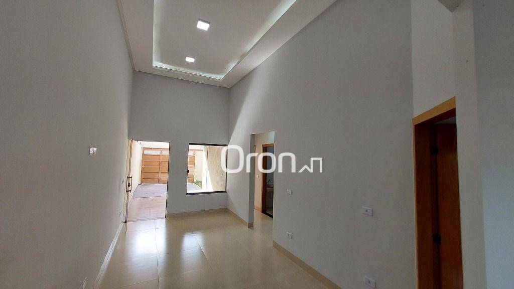 Casa à venda com 3 quartos, 110m² - Foto 4