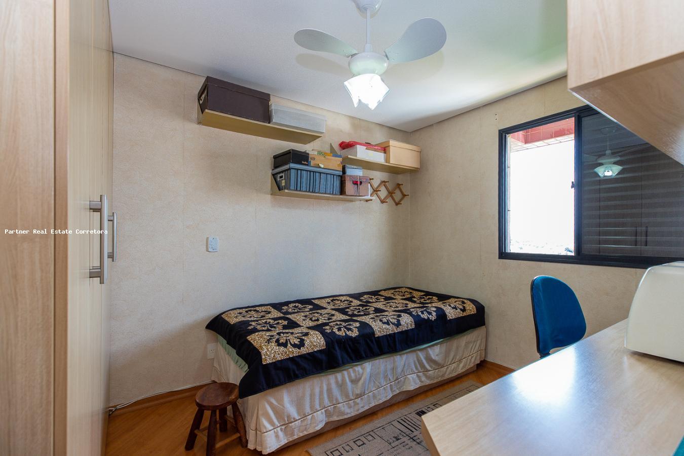 Apartamento à venda com 4 quartos, 137m² - Foto 24