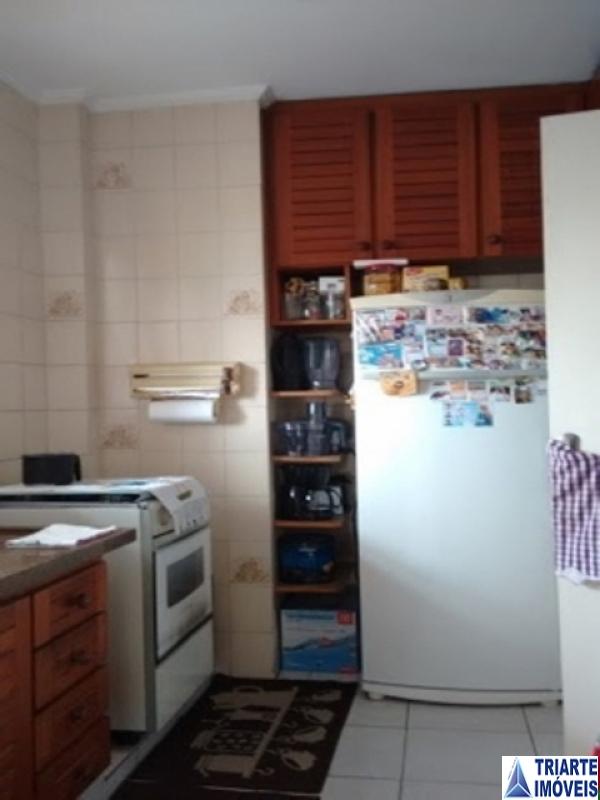 Apartamento à venda com 2 quartos, 66m² - Foto 12