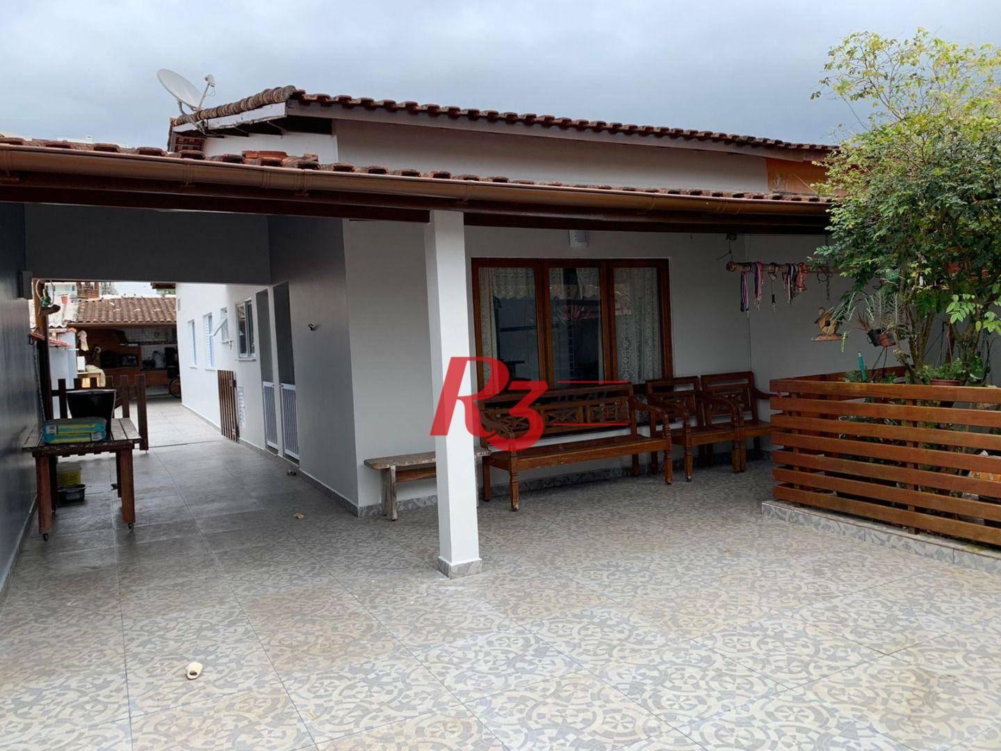 Casa à venda com 2 quartos, 120m² - Foto 2