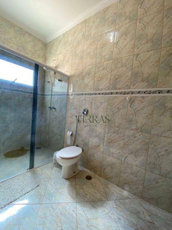 Casa de Condomínio à venda com 3 quartos, 300m² - Foto 6