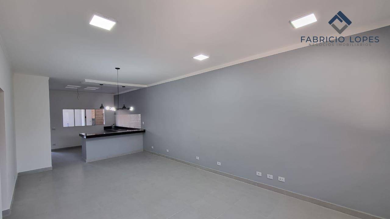 Casa à venda com 4 quartos, 170m² - Foto 4