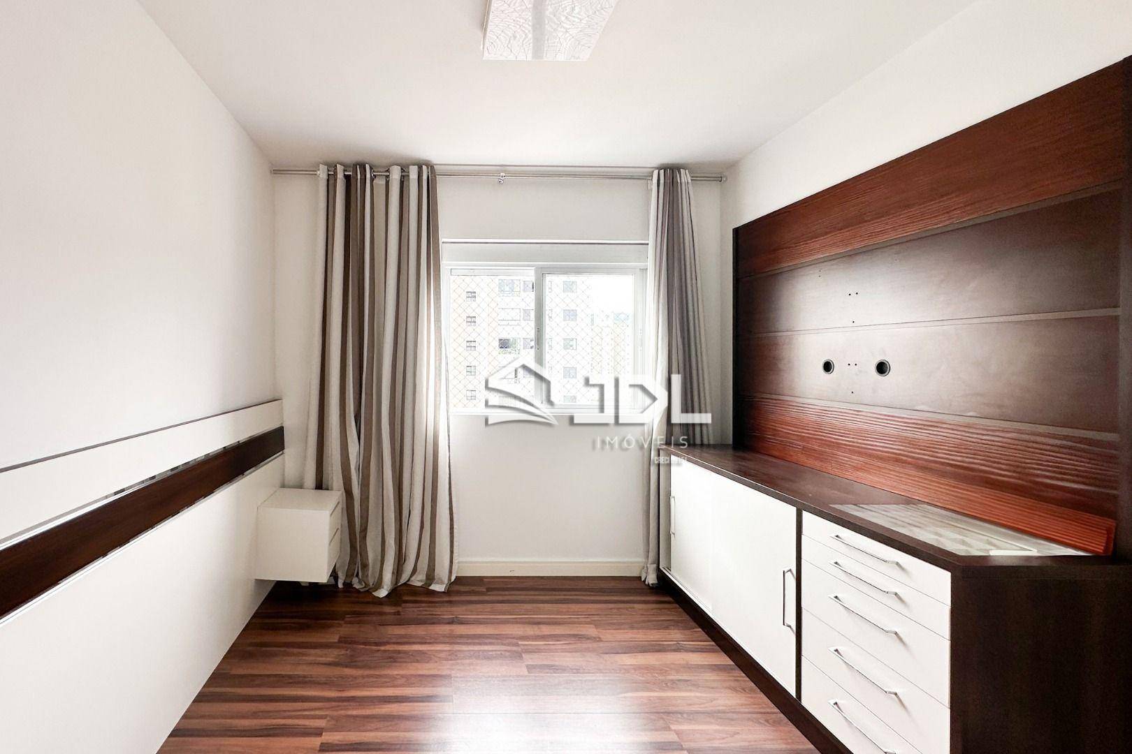 Apartamento à venda com 3 quartos, 106m² - Foto 12