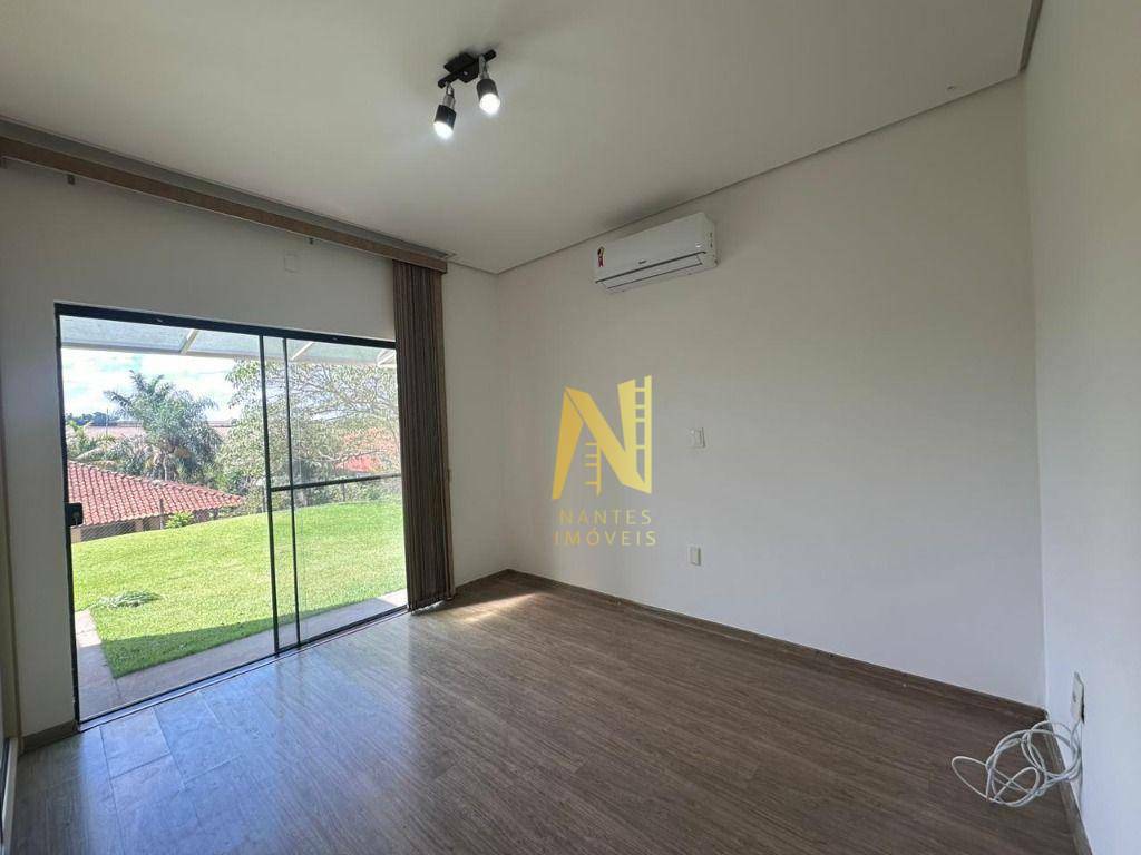 Casa de Condomínio à venda com 3 quartos, 327m² - Foto 36