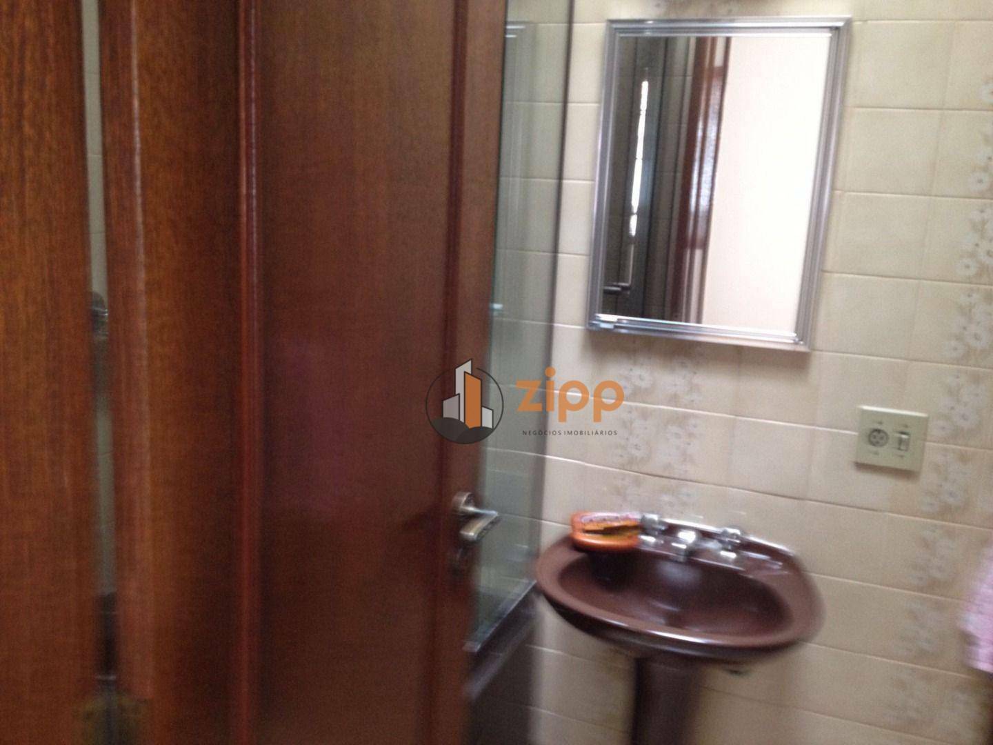 Sobrado à venda com 4 quartos, 298m² - Foto 13