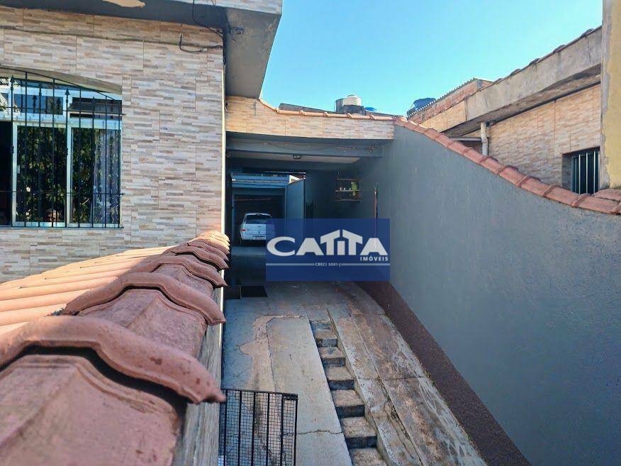 Casa à venda com 3 quartos, 215m² - Foto 8