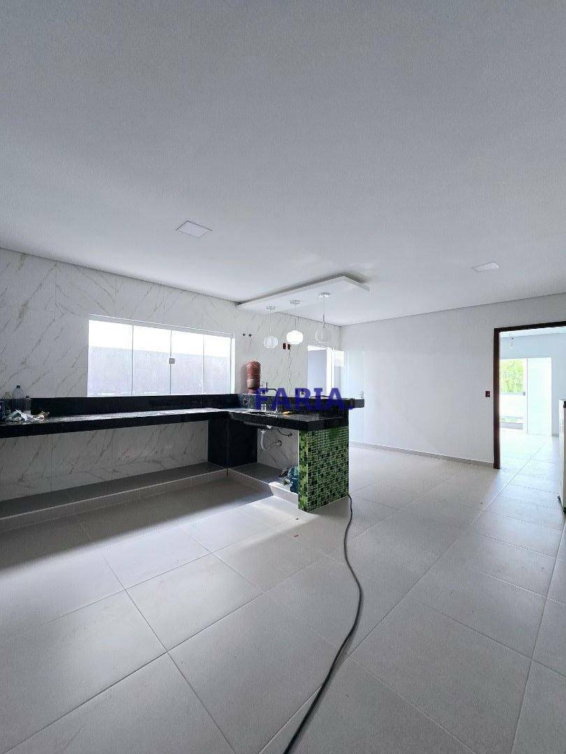 Casa à venda com 3 quartos, 146m² - Foto 7