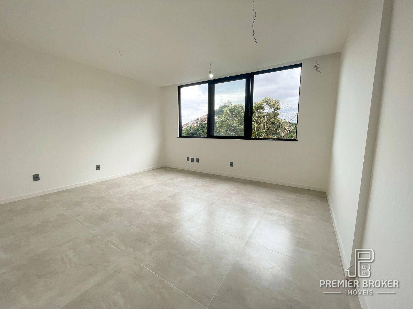 Casa de Condomínio à venda com 4 quartos, 330m² - Foto 15