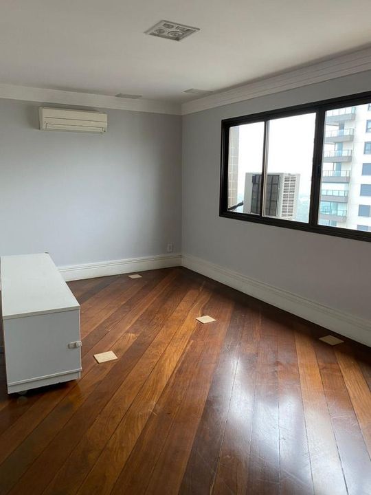 Apartamento à venda com 3 quartos, 288m² - Foto 10