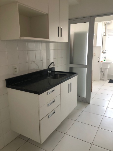 Apartamento à venda com 2 quartos, 69m² - Foto 15