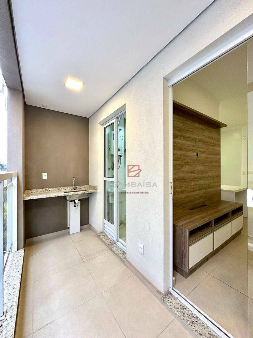 Apartamento para alugar com 1 quarto, 55m² - Foto 18