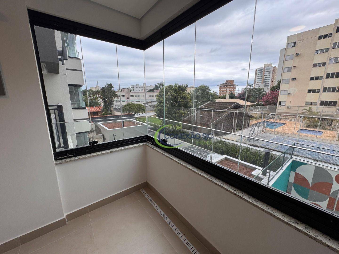 Apartamento para alugar com 3 quartos, 120m² - Foto 65