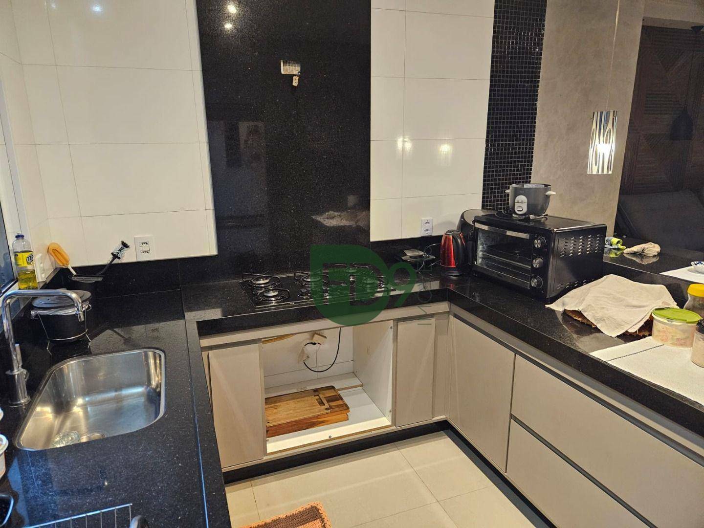 Casa à venda com 3 quartos, 180m² - Foto 2