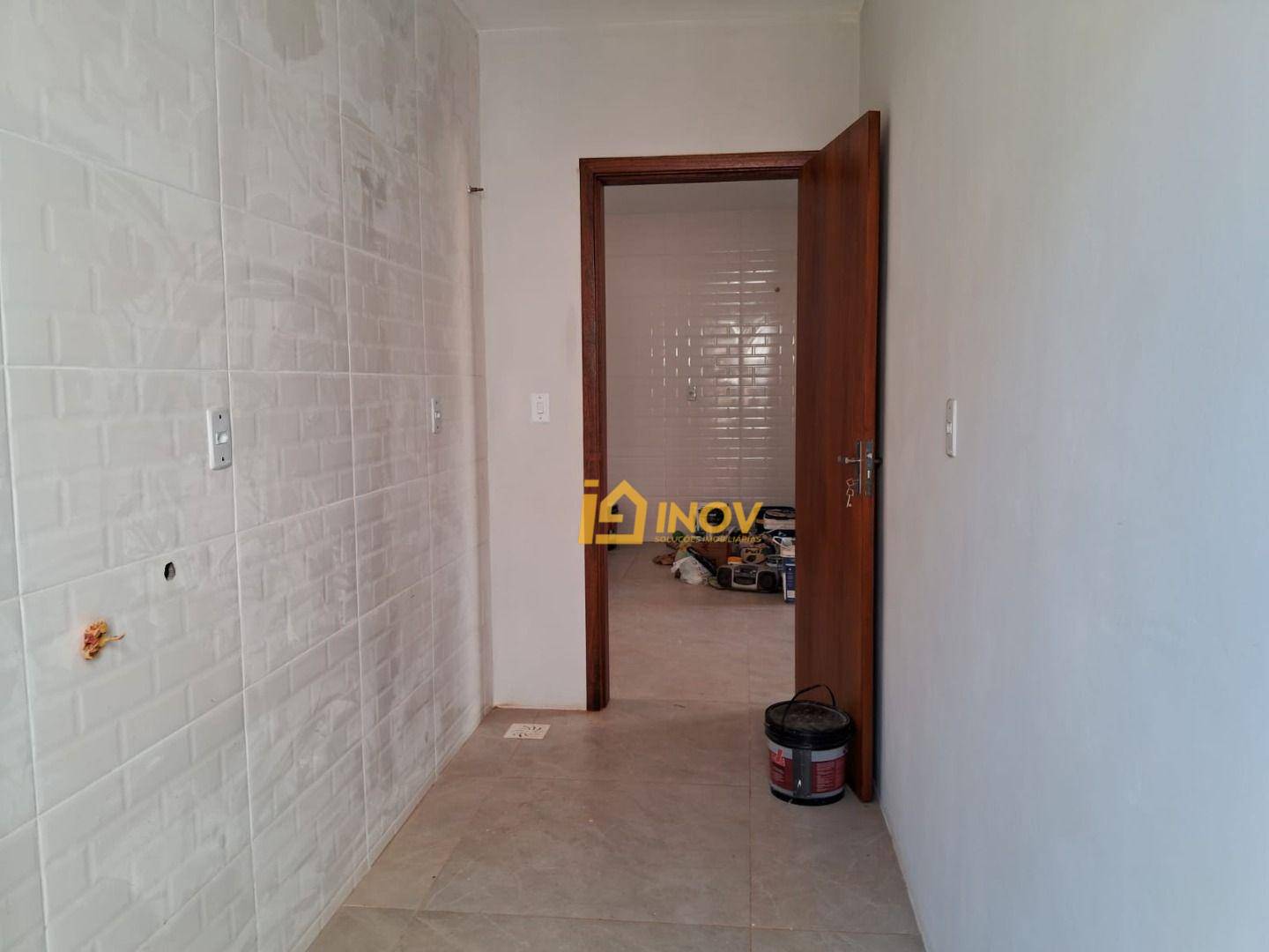 Casa à venda com 3 quartos, 134m² - Foto 14