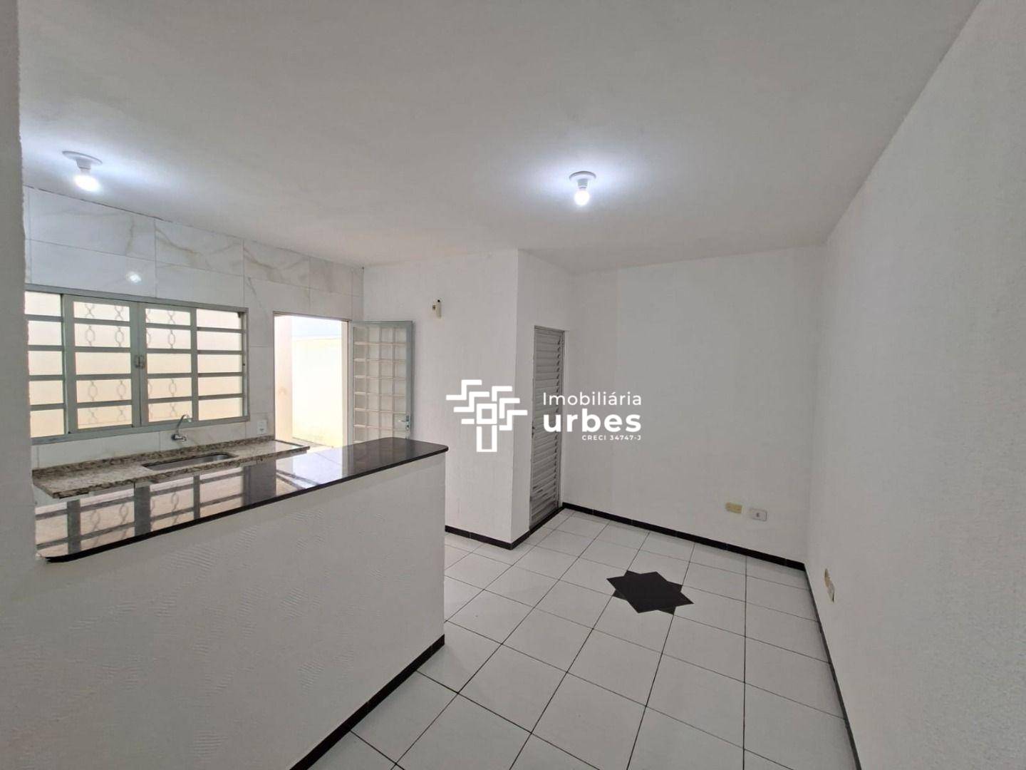 Casa, 1 quarto, 40 m² - Foto 1