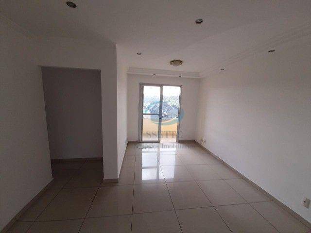 Apartamento à venda com 3 quartos, 66m² - Foto 1