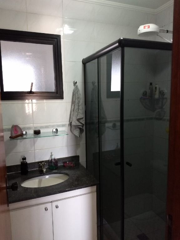 Apartamento à venda com 3 quartos, 75m² - Foto 25