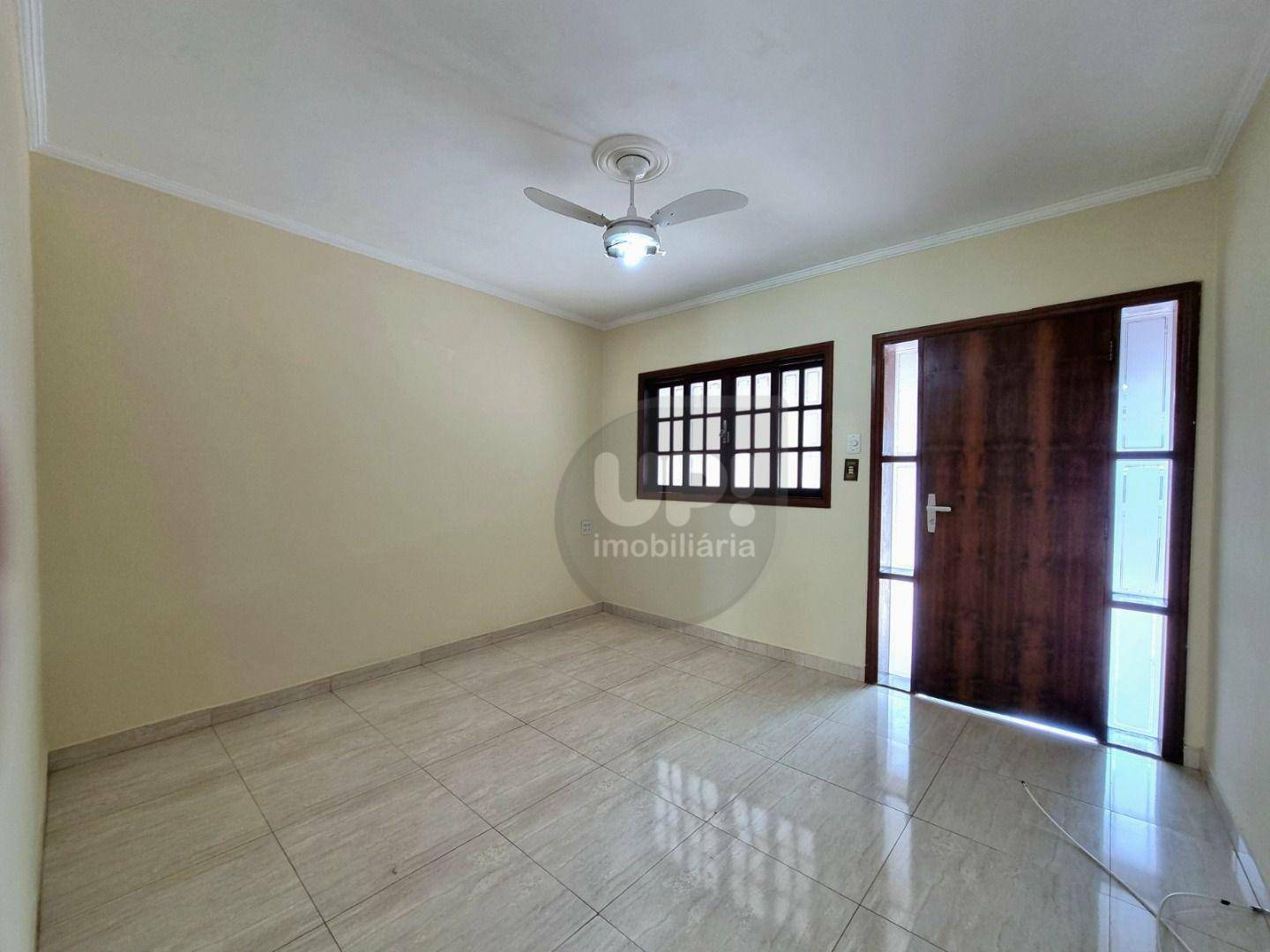 Casa à venda com 2 quartos, 87m² - Foto 1