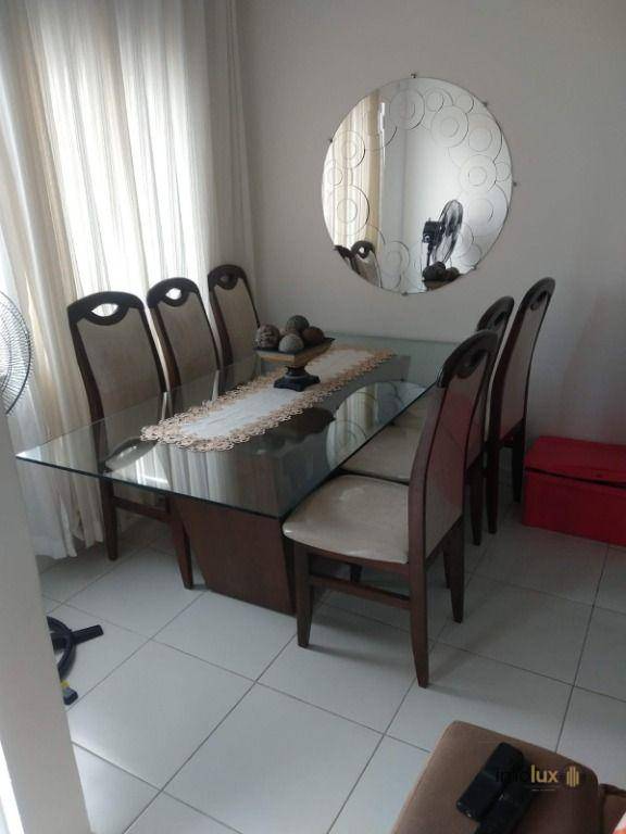 Apartamento à venda com 2 quartos, 85m² - Foto 13