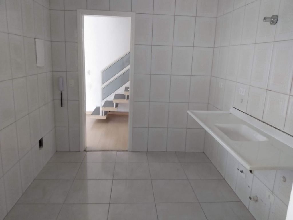 Sobrado à venda com 3 quartos, 87m² - Foto 11