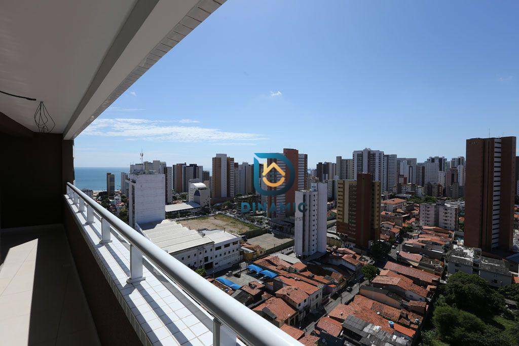 Apartamento à venda com 3 quartos, 80m² - Foto 1