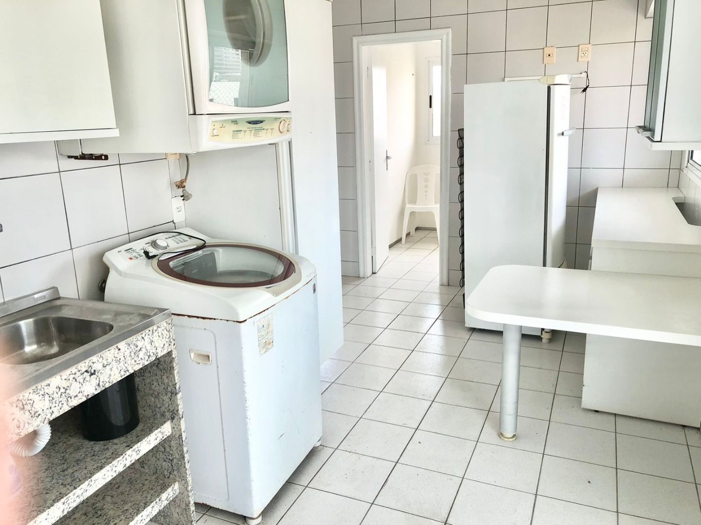 Apartamento à venda com 4 quartos, 395m² - Foto 9