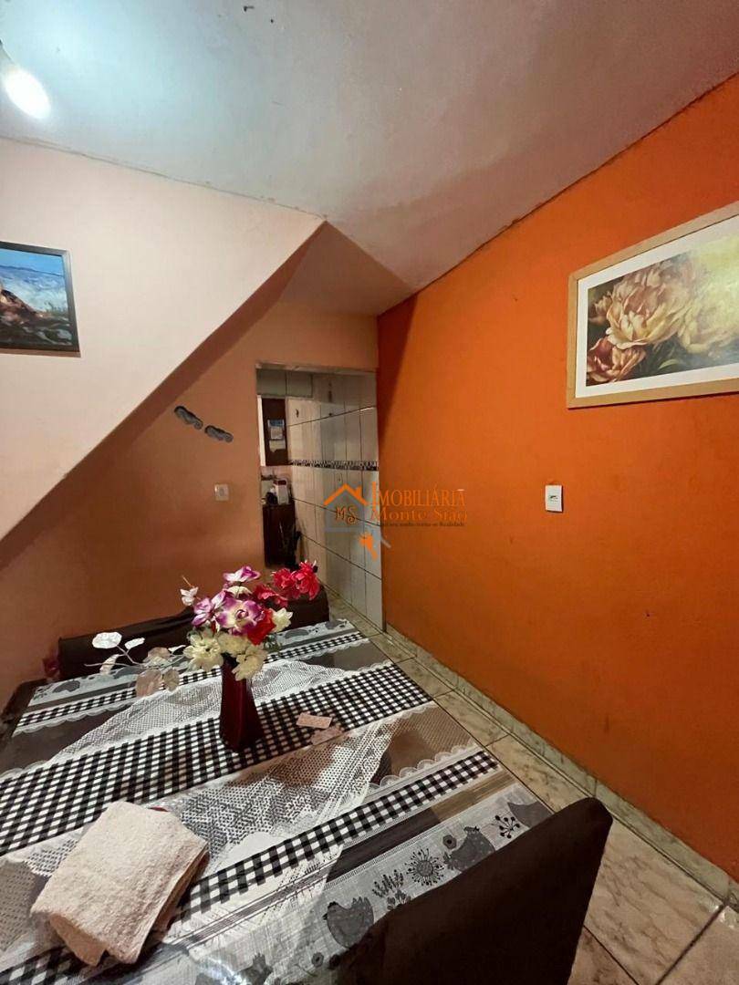 Sobrado à venda com 3 quartos, 200m² - Foto 31