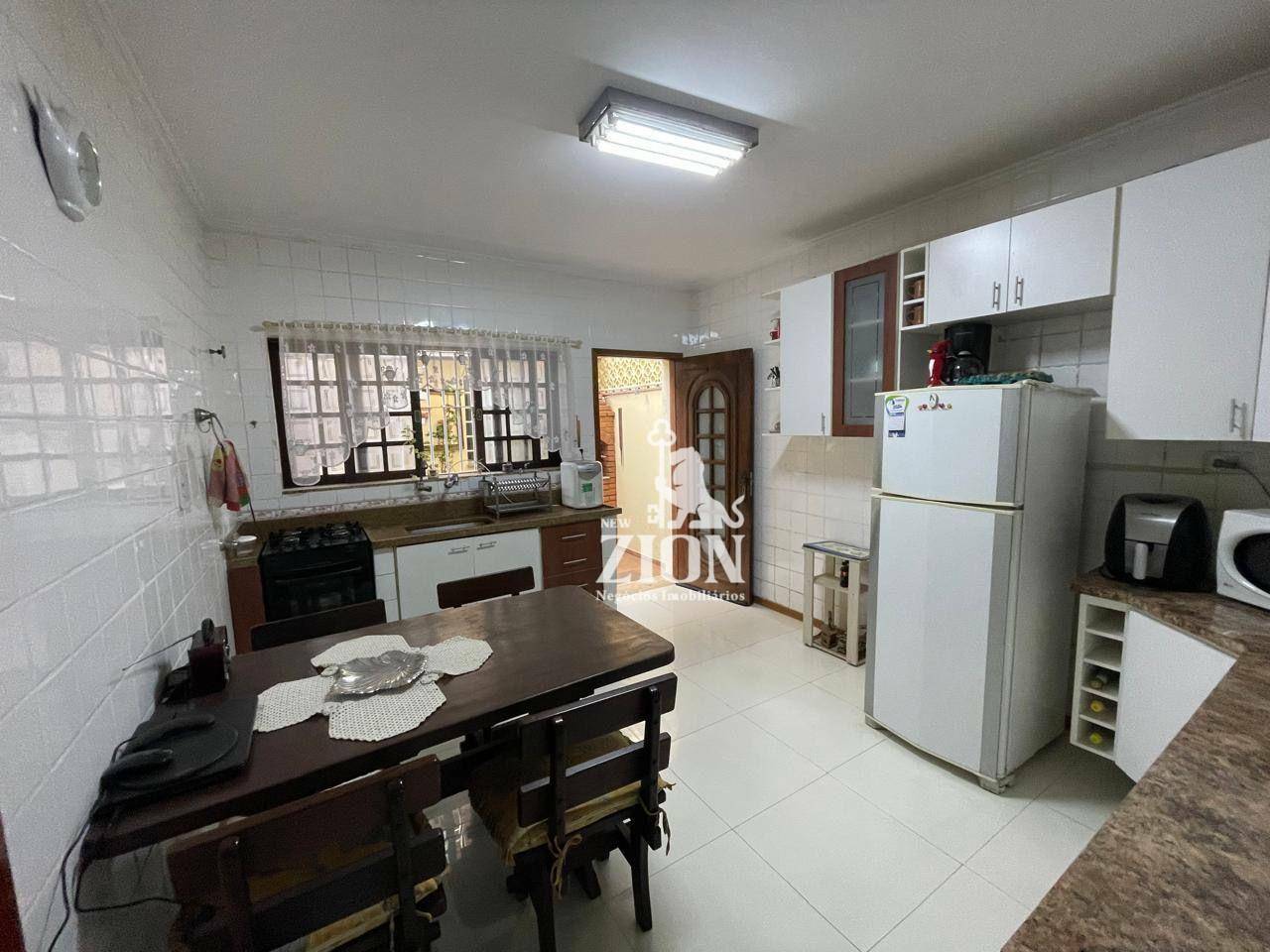 Sobrado à venda com 2 quartos, 90m² - Foto 7