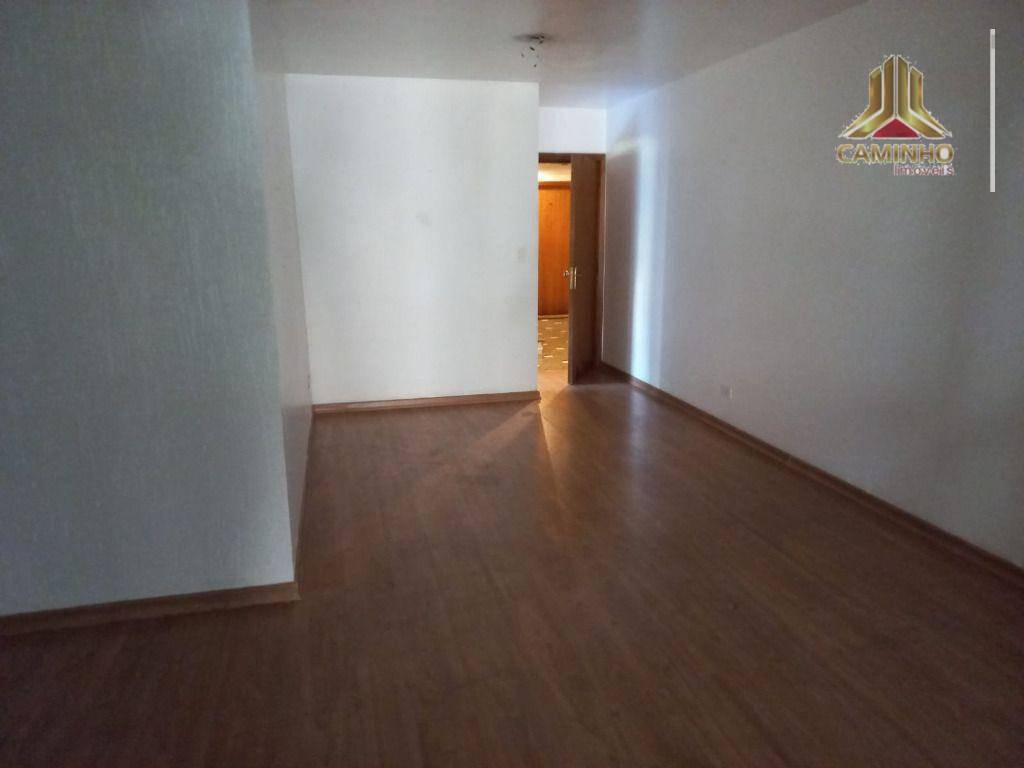 Apartamento à venda com 3 quartos, 166m² - Foto 4