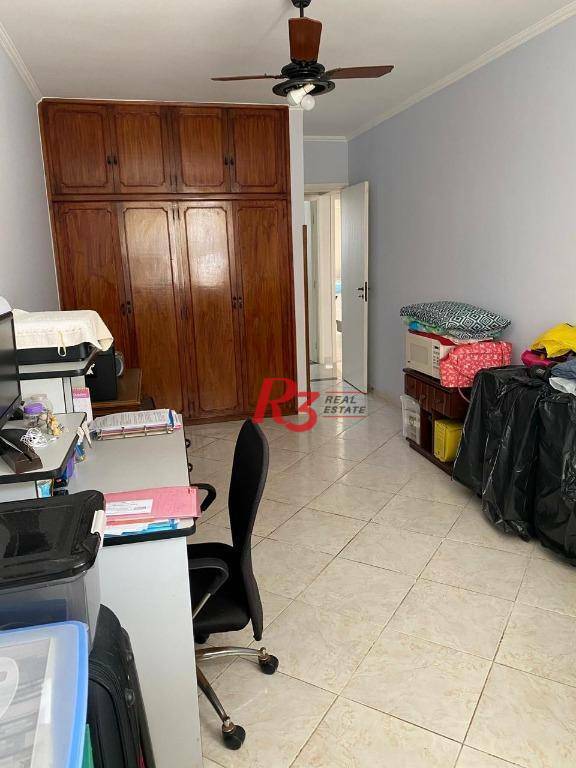 Apartamento à venda com 3 quartos, 157m² - Foto 4