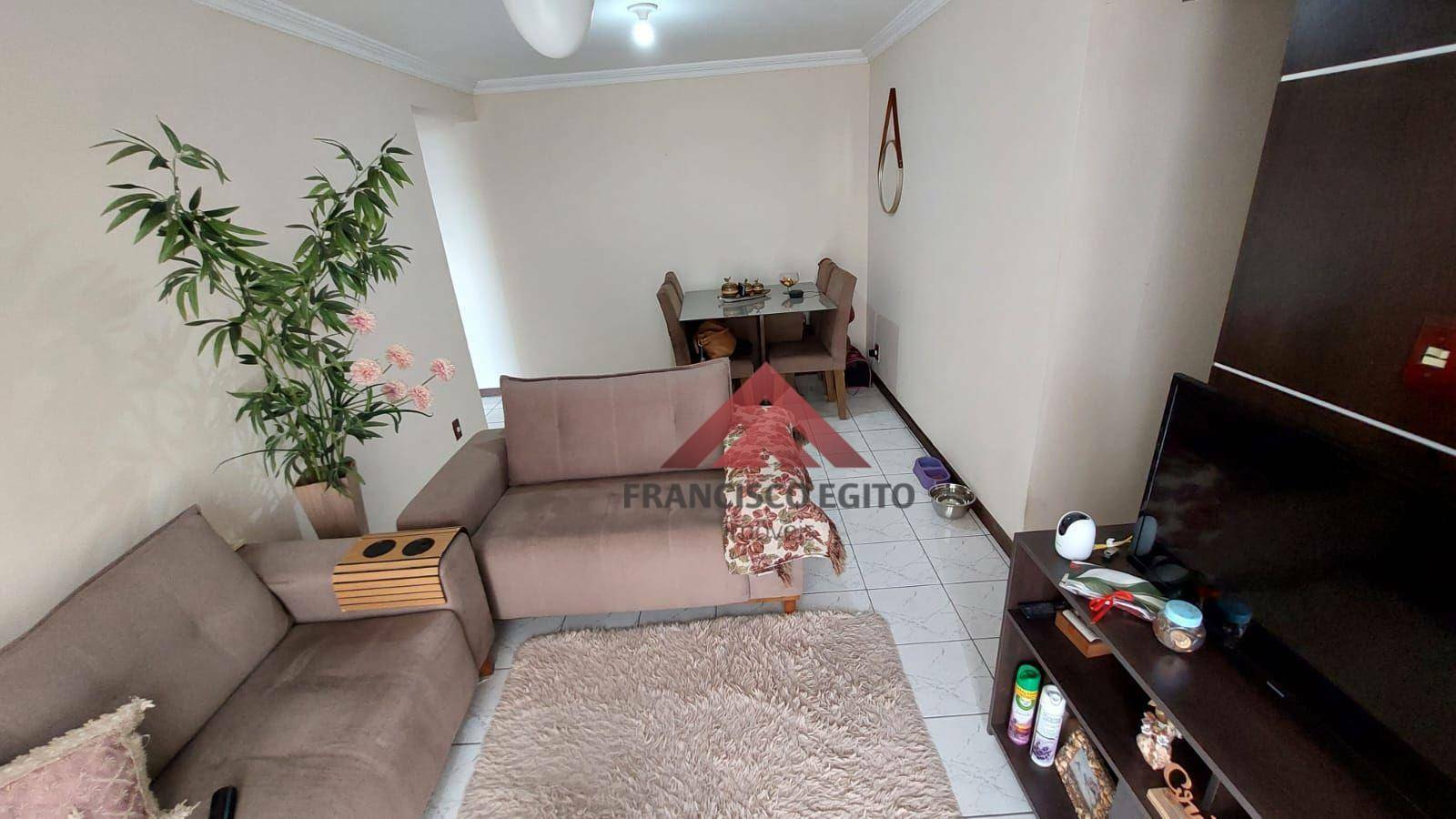 Apartamento à venda com 2 quartos, 70m² - Foto 1