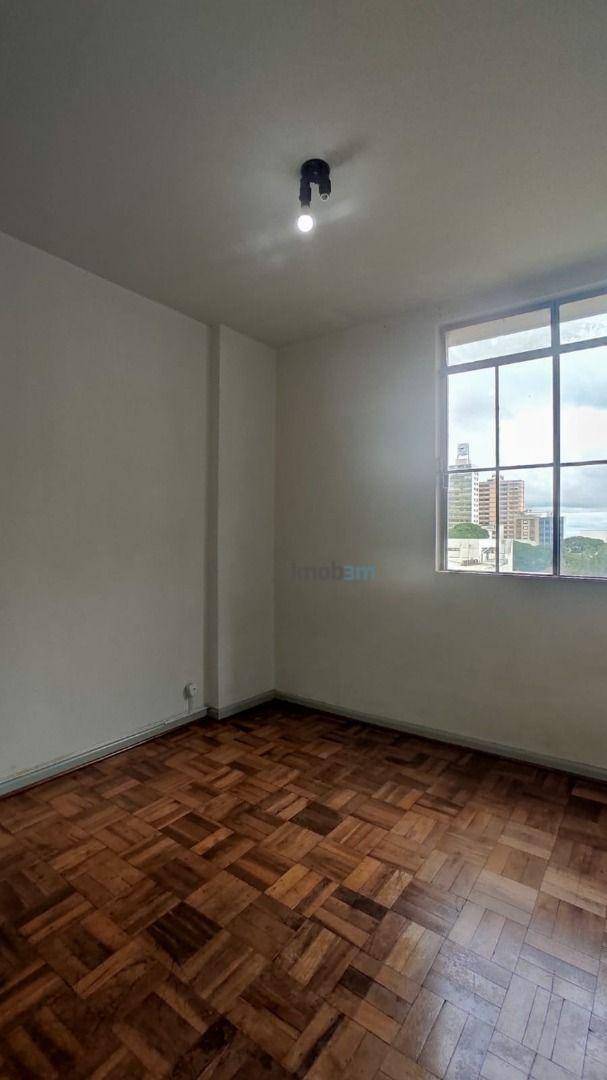 Apartamento à venda com 3 quartos, 80m² - Foto 9