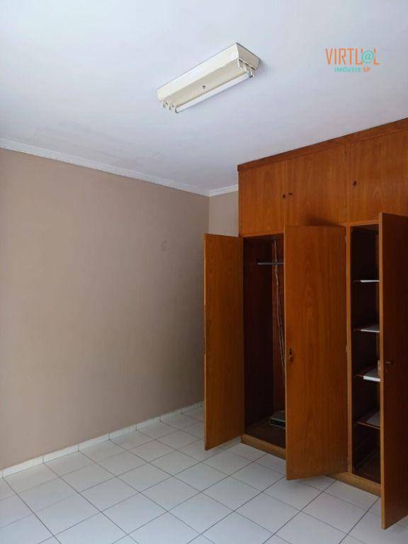 Sobrado à venda com 3 quartos, 250M2 - Foto 3