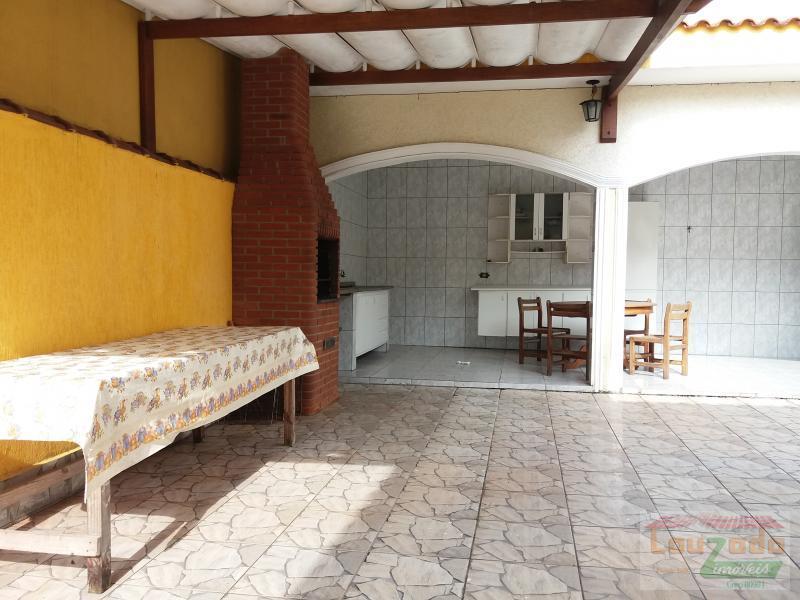 Casa à venda com 3 quartos, 360m² - Foto 19