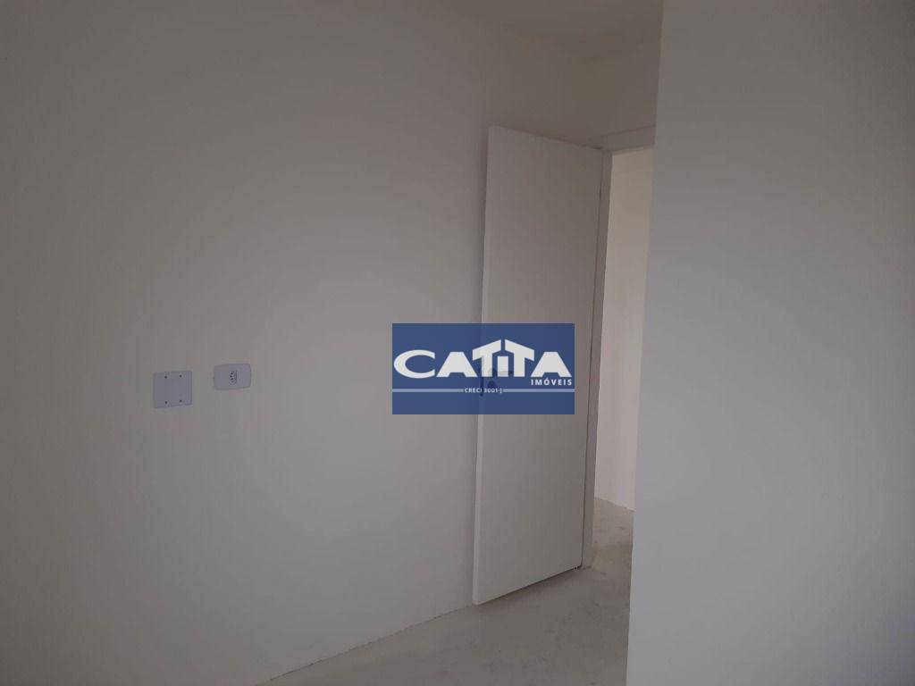 Apartamento à venda com 2 quartos, 44m² - Foto 10